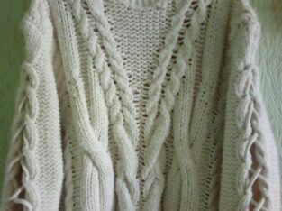 Базовый объемный свитер Zara