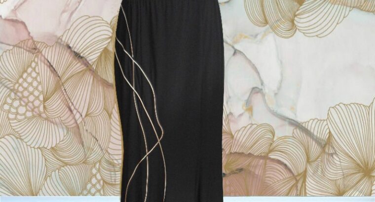 Красивая нарядная длинная юбка с украшением по низу Турция