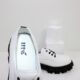 Белые женские туфли из натуральной кожи на чёрной подошве