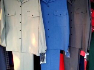 Стильный костюм с брюками,Беларусь, р. 52-54 , цвет голубой !